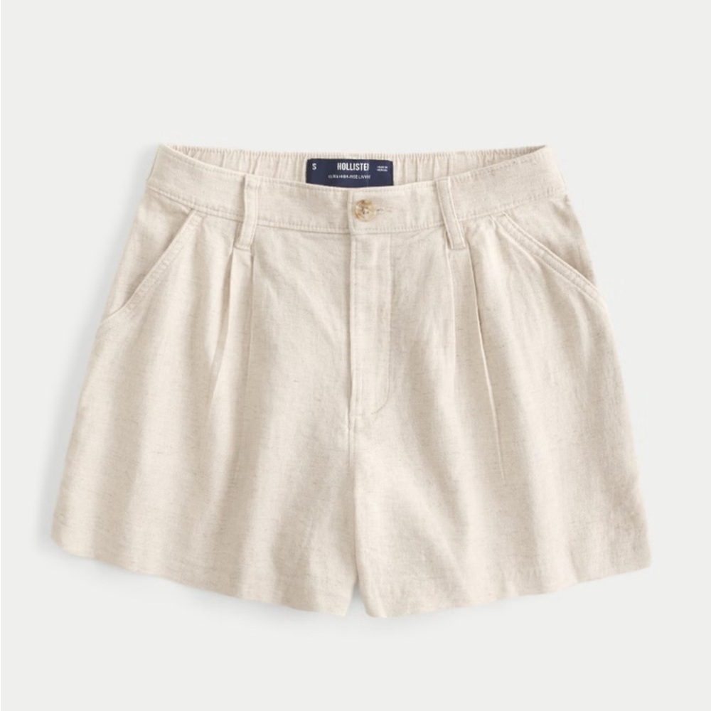 Hollister Tan Bermuda Shorts High-Waisted Pleated
